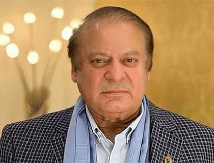 نواز شریف کی تصویر پر جوتے مارنے کا الزام، دہشتگردی کی دفعات کےتحت مقدمہ درج