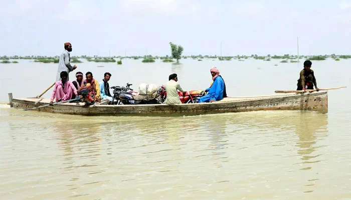 سندھ اور بلوچستان میں شدید بارشوں سے تباہی، ہزاروں متاثر