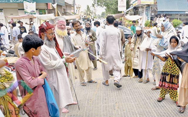 حکومت نے4ہزار سے زائد بھکاری نو فلائی لسٹ میں شامل کر دیئے