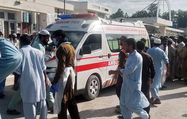 باجوڑ بم دھماکہ: اسسٹنٹ کمشنر، تحصیلدار سمیت 5 شہید