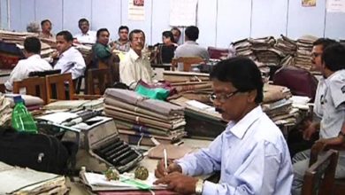 پاکستان میں سرکاری ملازمتوں پر پابندی کی اصل وجہ؟ حکومت کا وضاحتی بیان