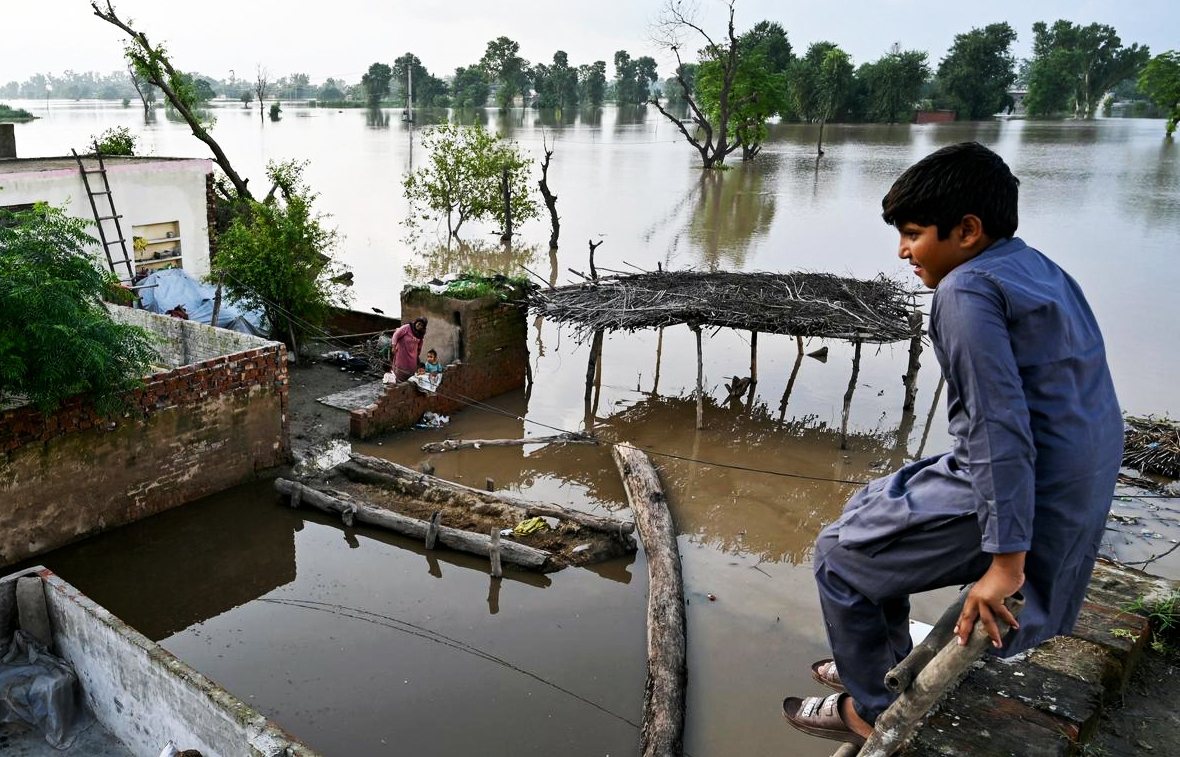پاکستان: سیلاب سے اب تک تقریباً 20 لاکھ افراد بے گھر،بڑے پیمانے پر نقل مکانی کا خطرہ